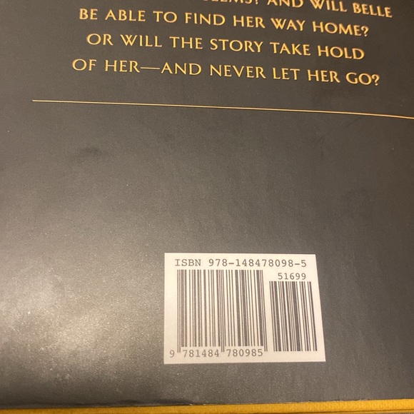 New Disney Beauty and the Beast Beast Lost in a Book an enchanted original story - Picture 3 of 3